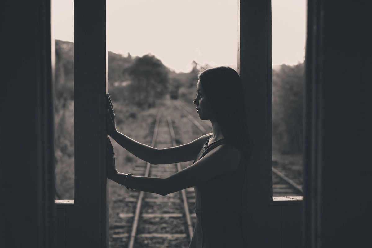 Pensativa, Amanda em foto P