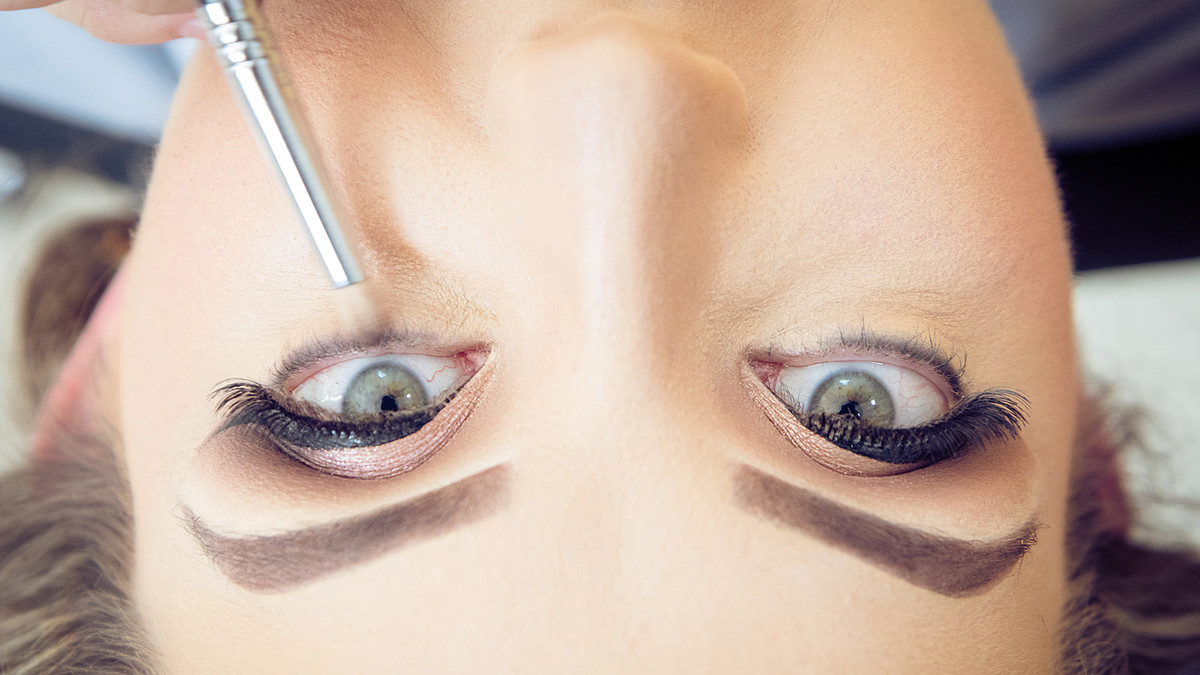 Olhos da noiva maquiagem. Eduardo Pasqualini Fotografias - Fotógrafo profissional de ensaio e casamento em Rio do Sul, Santa Catarina, Brasil.