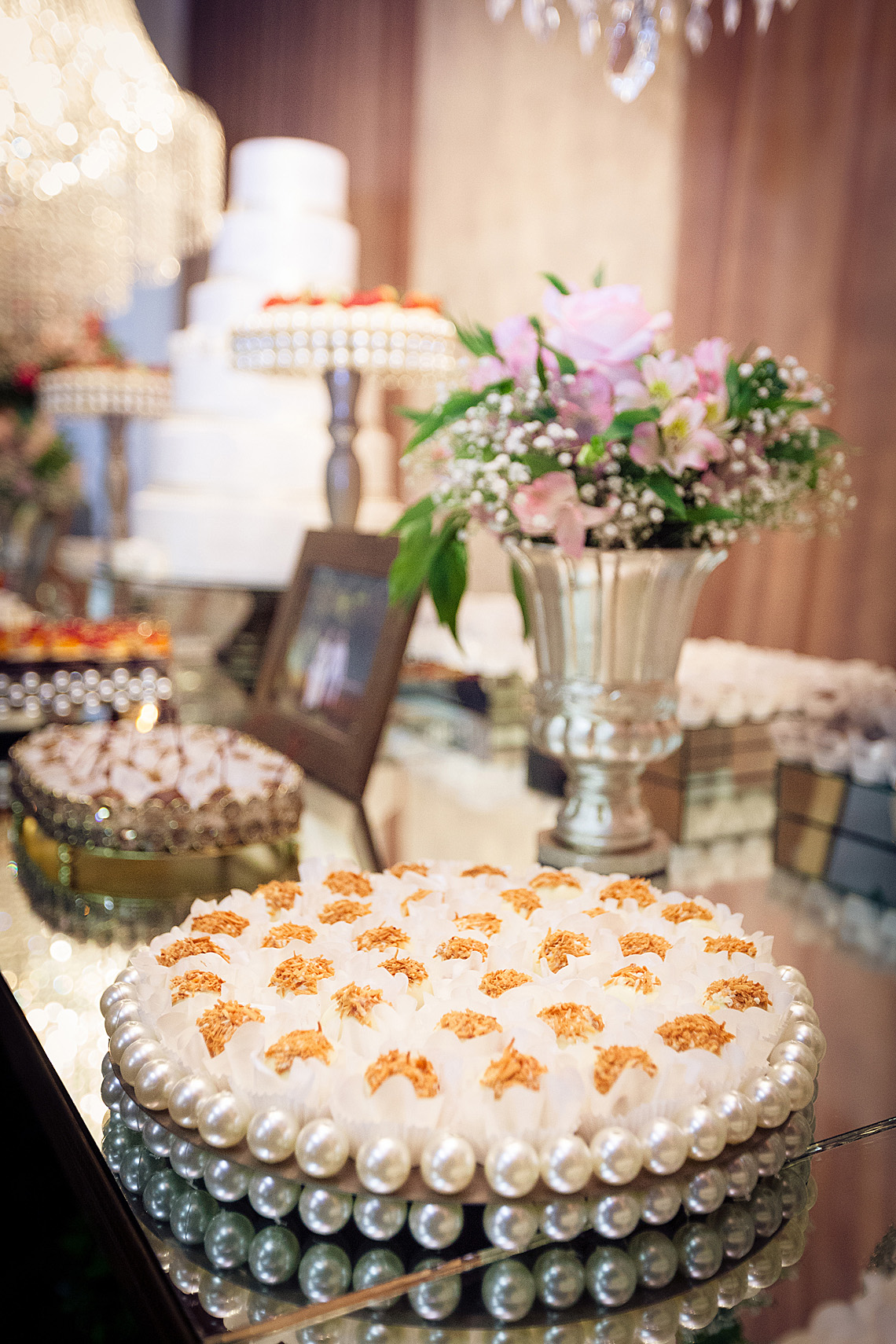 Docinhos e decoração de casamento. Eduardo Pasqualini Fotografias - Fotógrafo profissional de ensaio e casamento em Rio do Sul, Santa Catarina, Brasil.