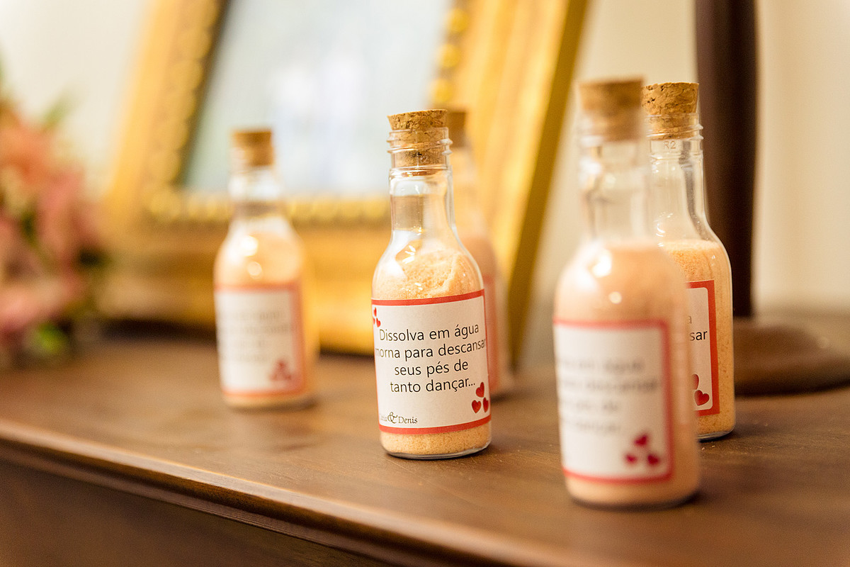 Sais de banho como lembrancinha de casamento. Eduardo Pasqualini Fotografias - Fotógrafo profissional de ensaio e casamento em Rio do Sul, Santa Catarina, Brasil.