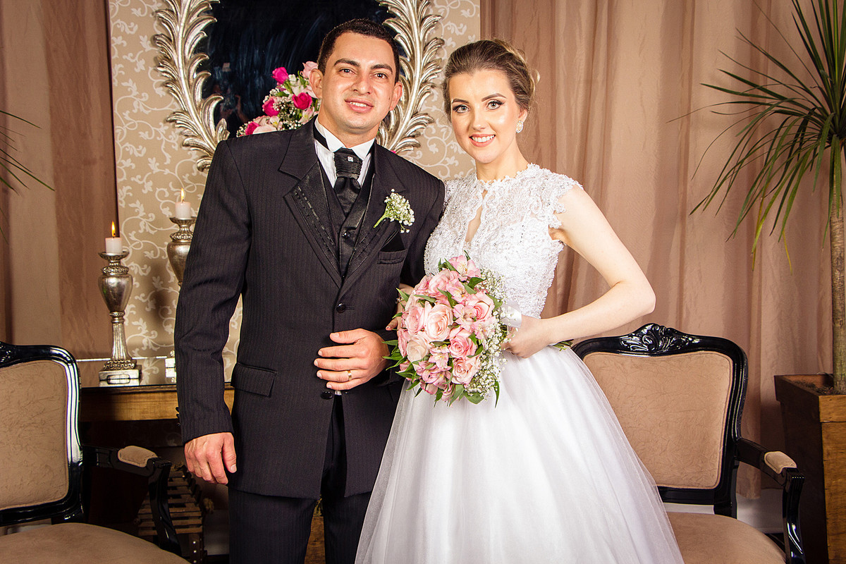 Casal Cátia e Denis. Eduardo Pasqualini Fotografias - Fotógrafo profissional de ensaio e casamento em Rio do Sul, Santa Catarina, Brasil.