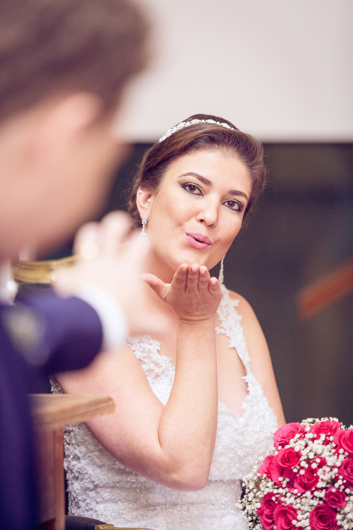 Pega meu beijo amor... Smack. Fotografia de Eduardo Pasqualini, fotógrafo de casamentos e ensaios em Rio do Sul, Santa Catarina.