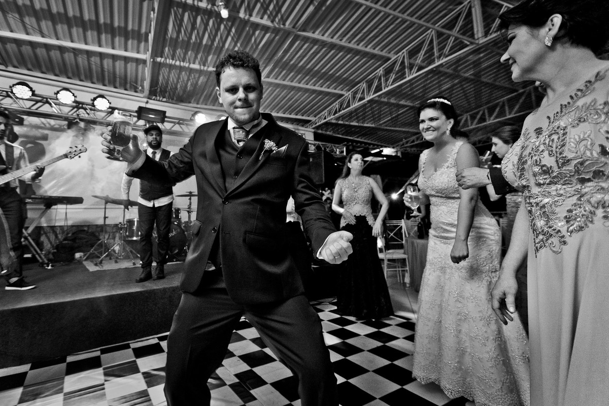 Come with me. Dance, dance. Fotografia de Eduardo Pasqualini, fotógrafo de casamentos e ensaios em Rio do Sul, Santa Catarina.