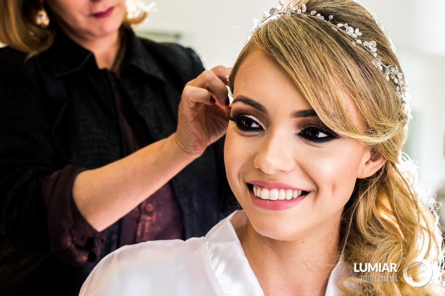 noiva se preparando para casamento em sjc