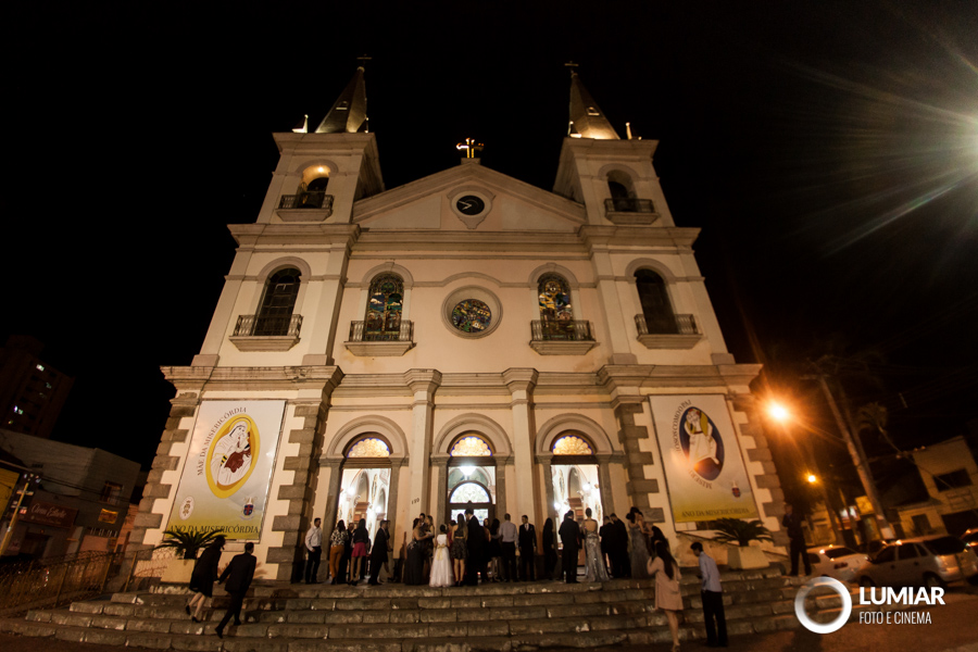 chegada na igreja matriz de jacareí sp