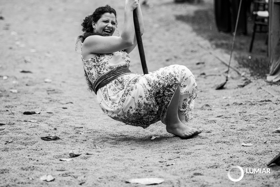 convidados entretidos na recepção do casamento