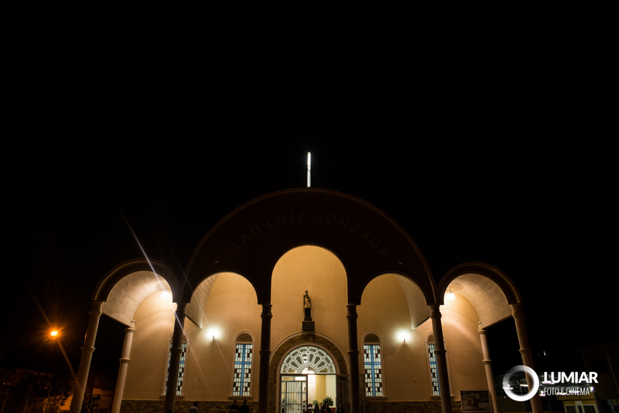 convidados do casamento chegam na igreja são luiz gonzaga