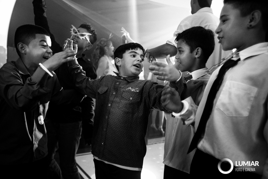 crianças no casamento