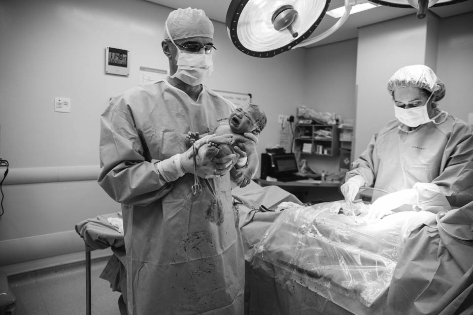 o porque registrar o nascimento do bebe