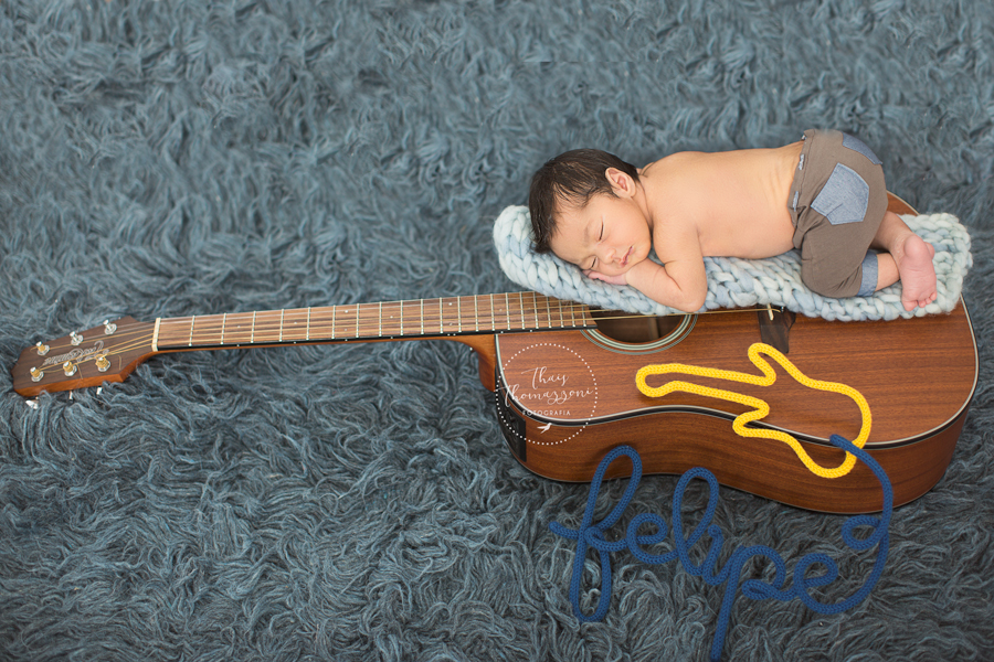 fotografia newborn com letreiro achei o que eu queria