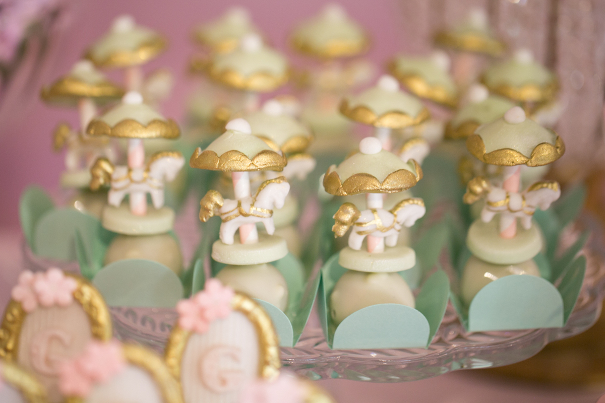 tema de festa carrosel encantado