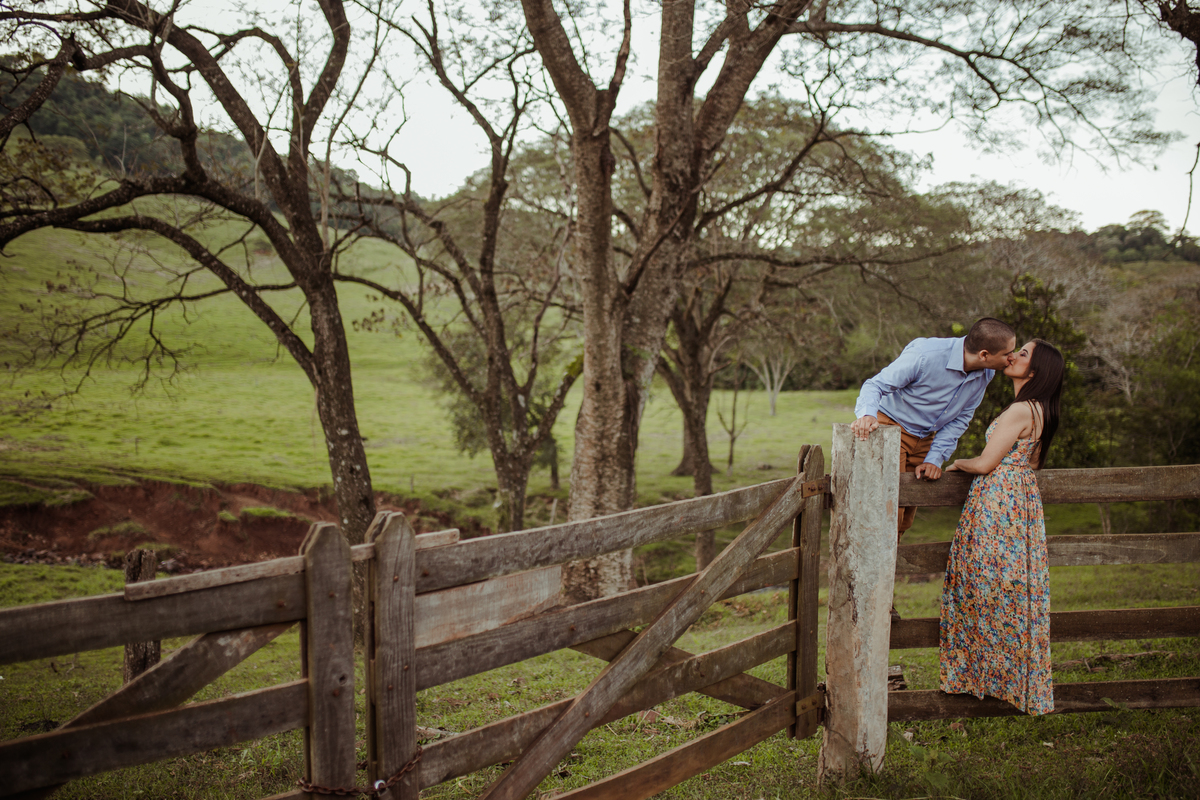 sesión de fotos pre boda en el interior del país