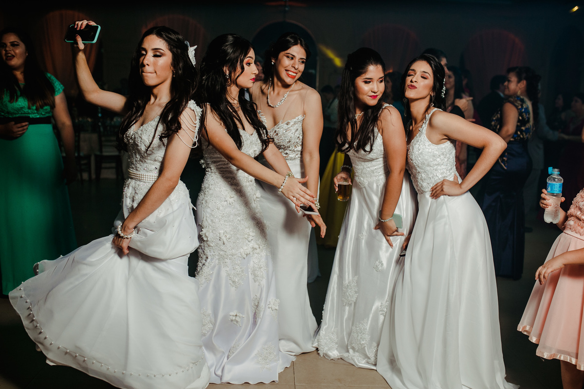 fiesta en la colación