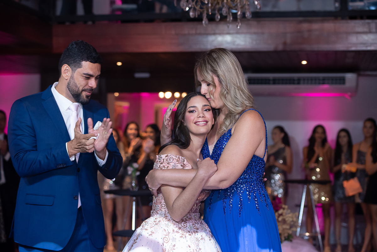 estudio de fotografia em recife - fotografos de recife - book de fotos em recife - ensaio fotografico - fernando de noronha - gestante - aniversario - casamento - noivos - fotografia - olinda - caruaru - carpina - garanhuns - gravata