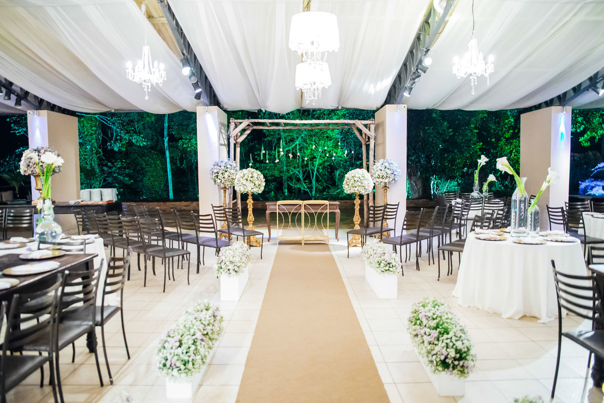 Decoração do casamento de Juliana e Giovanni realizado em Recife - Pernambuco