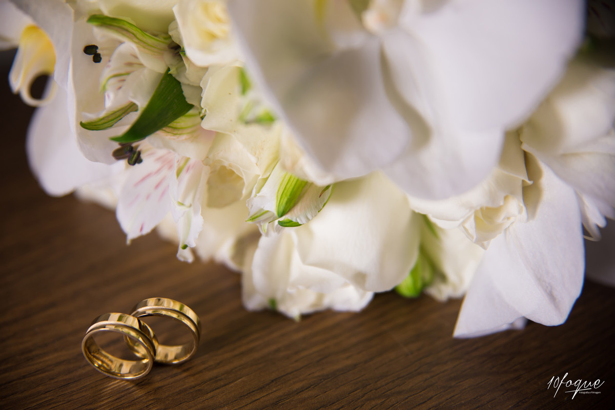 Buque do casamento de Lais e Lucas realizado em Recife - Pernambuco