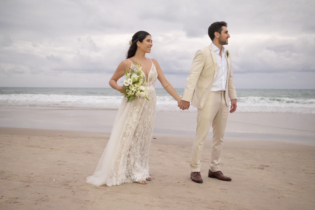 #Fotografodecasamento #casamento #casamentonapraia #casamentonocampo #ensaioprewedding #noivas #noivos #igreja #prewedding #casamentopenaareia #destinationWedding #wedding #casamentoemrecife #casamentoempernambuco