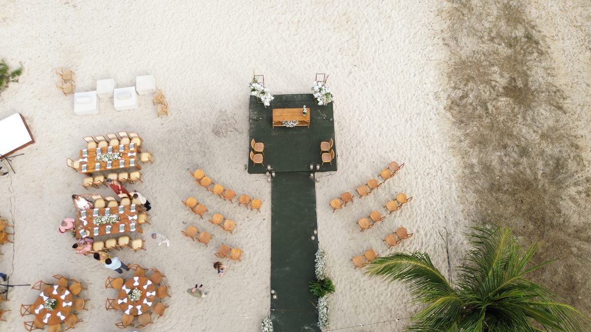 #Fotografodecasamento #casamento #casamentonapraia #casamentonocampo #ensaioprewedding #noivas #noivos #igreja #prewedding #casamentopenaareia #destinationWedding #wedding #casamentoemrecife #casamentoempernambuco