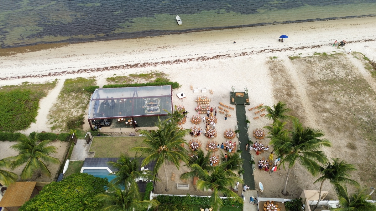 #Fotografodecasamento #casamento #casamentonapraia #casamentonocampo #ensaioprewedding #noivas #noivos #igreja #prewedding #casamentopenaareia #destinationWedding #wedding #casamentoemrecife #casamentoempernambuco