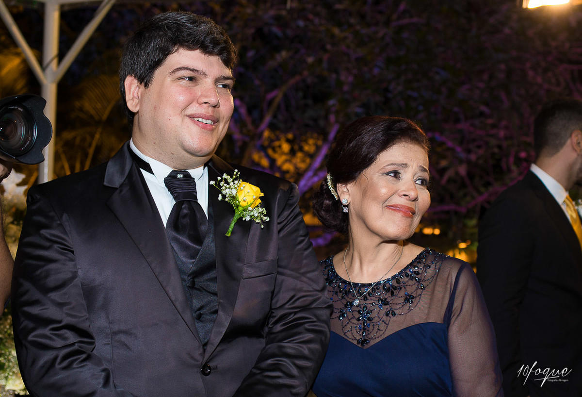 Noivo a espera da noiva, a emoção rolou solta.