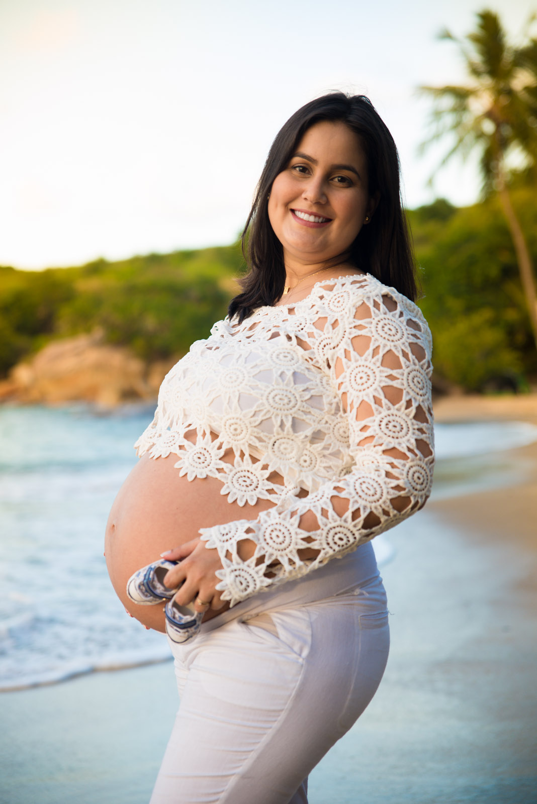 Lindo ensaio da gestante Laisa realizado em Recife.
