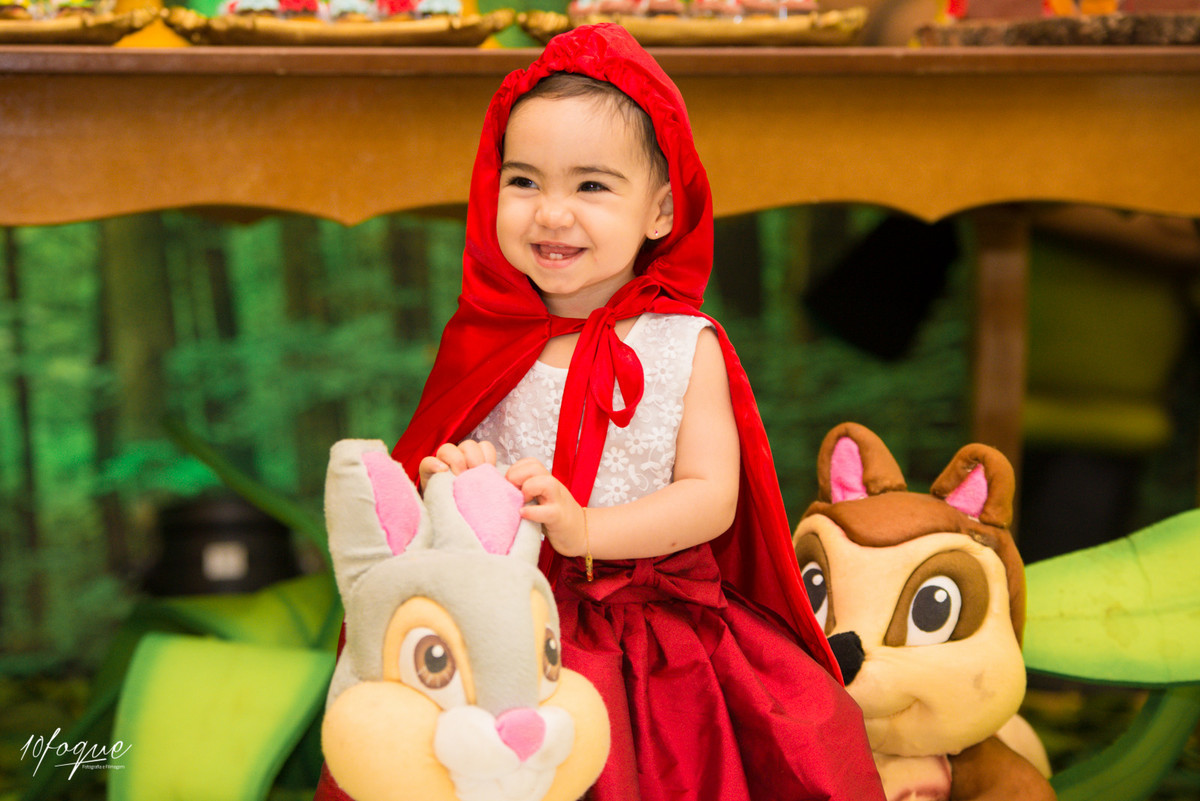 Linda Heloísa brincando na sua festa de 1 ano Fotógrafo de casamento e inifantil Hugo Maranhão - Recife/PE