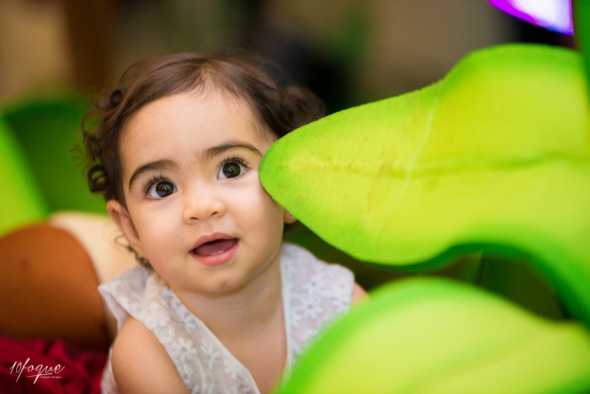 Linda Heloísa brincando na sua festa de 1 ano Fotógrafo de casamento e inifantil Hugo Maranhão - Recife/PE
