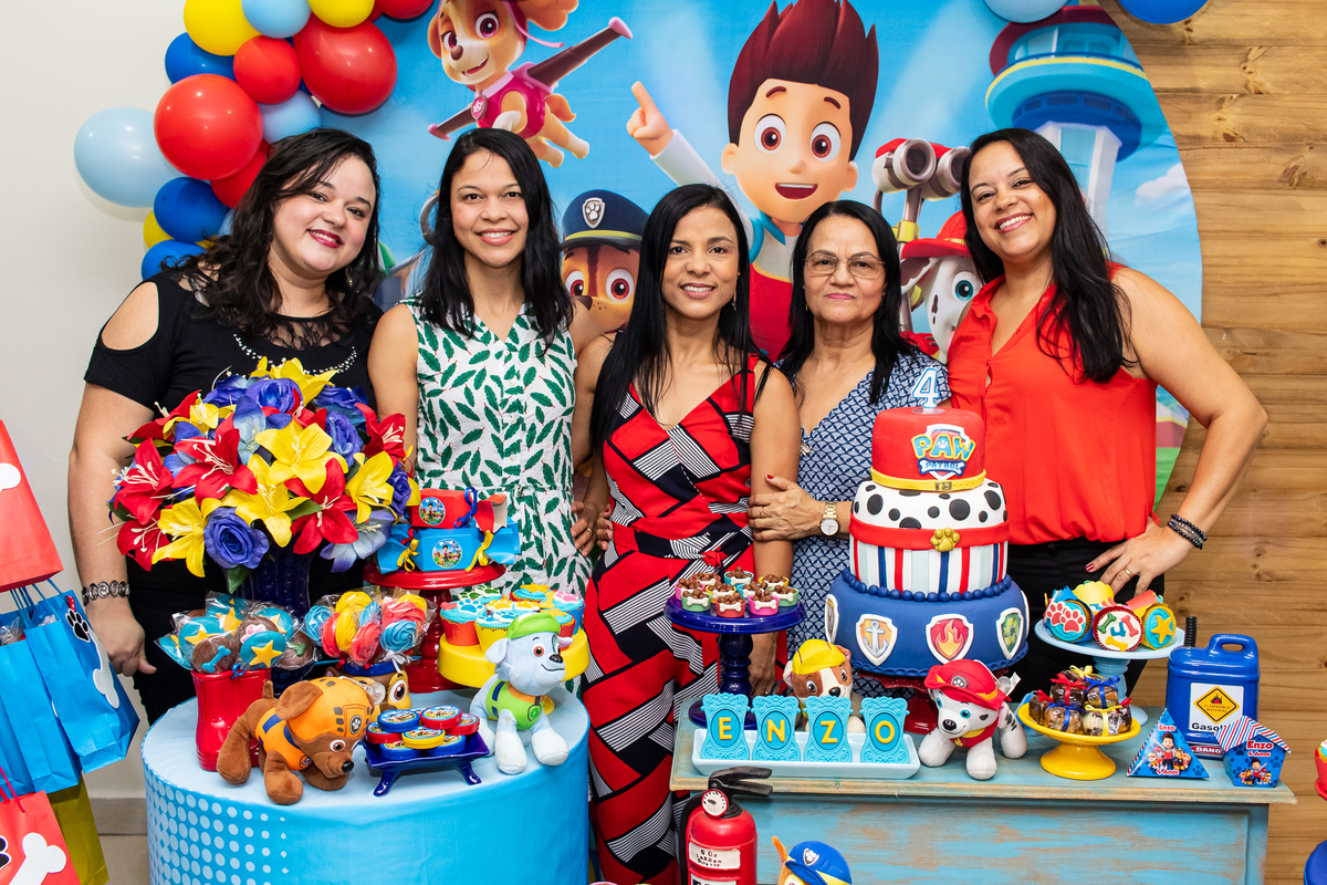 Mamãe e sua família reunida.