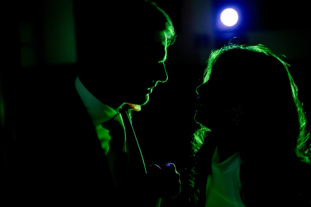 Bride-and-groom-dancing-at-their-wedding-party