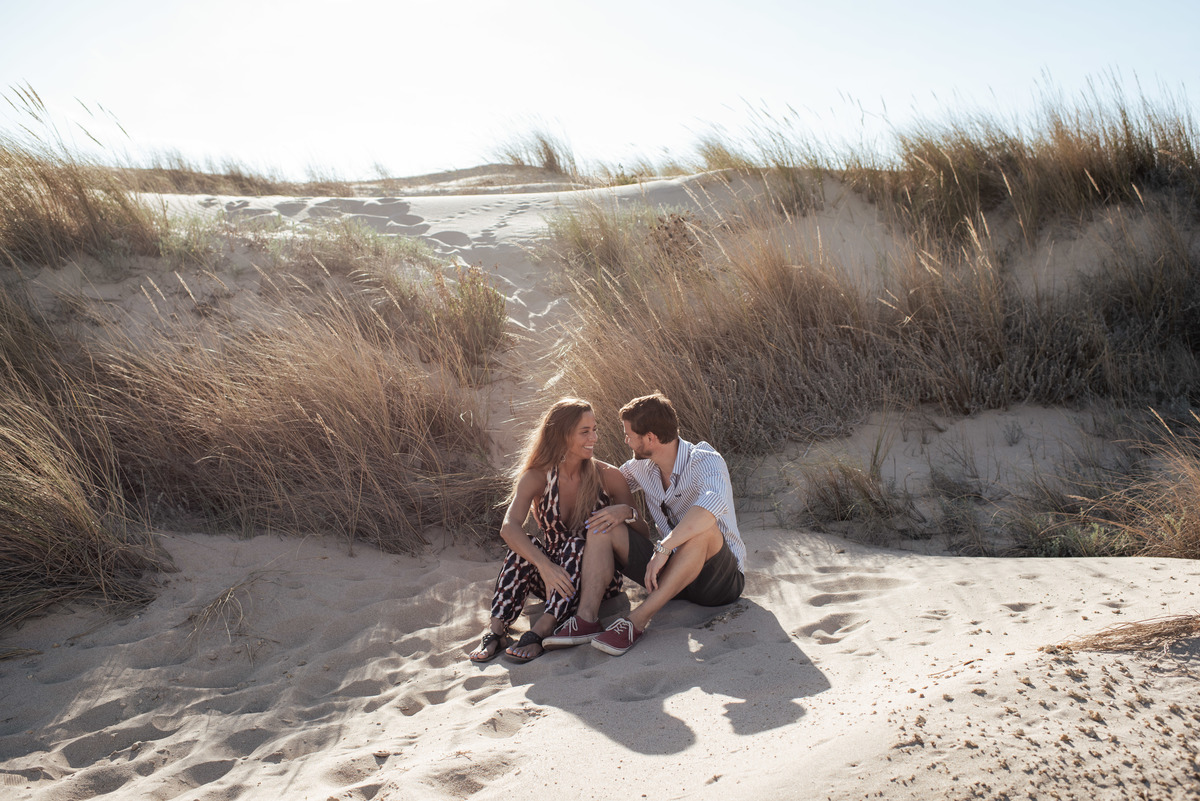 cascais engagement session on the beach