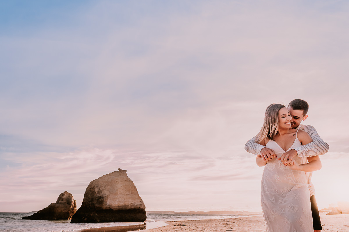 Sessão de Noivado na Praia  