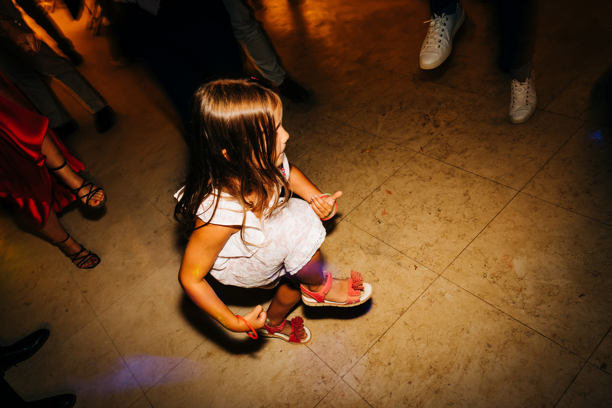 Menina a Dançar Quinta de Catralvos