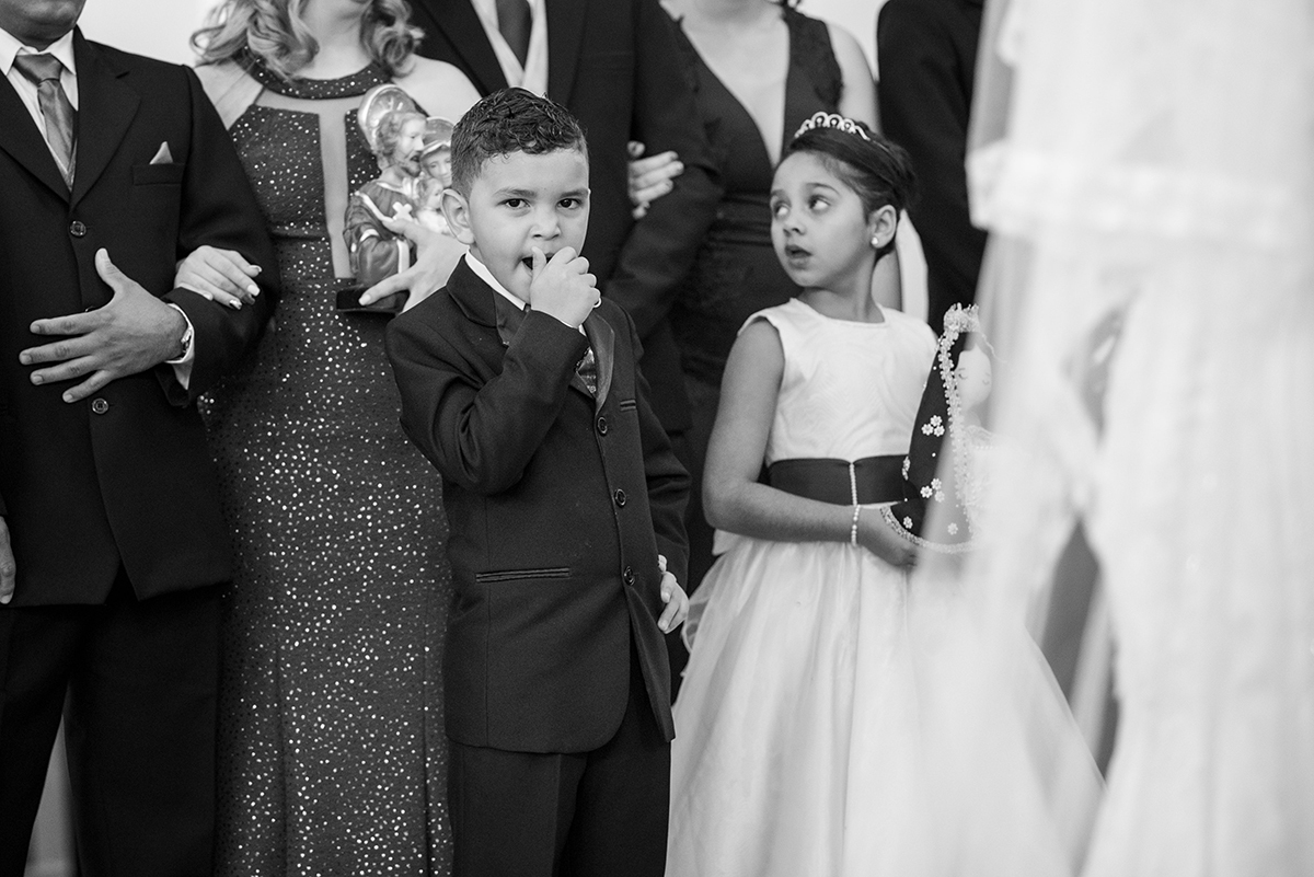 dia, noiva, preparação da noiva, casamento, bride, fotografia em são vicente, fotografos de casamento, estudio de fotografia, noiva de trança, penteado para noiva, vestido de noiva, buque rosa, entra da noiva, fotografia de casamento, são vicente