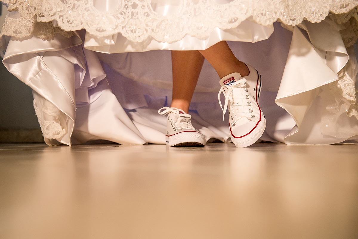 dia da noivo em apartamento, dia da noiva no hotel, noivas de são vicente, noiva de allstar, brinco da noiva, casamento na capela, casamento na capelinha, escola de samba no casamento, salão celebrar, dj beto freire