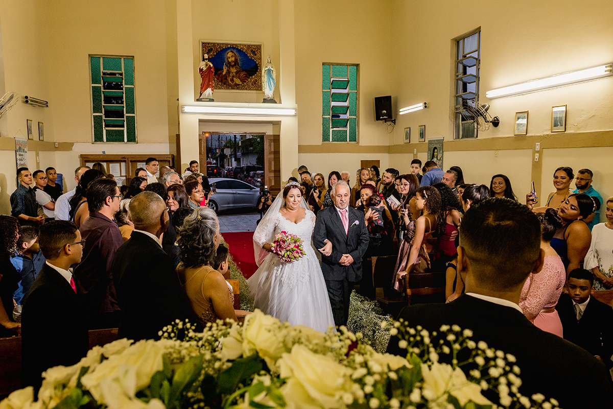 dia da noivo em apartamento, dia da noiva no hotel, noivas de são vicente, noiva de allstar, brinco da noiva, casamento na capela, casamento na capelinha, escola de samba no casamento, salão celebrar, dj beto freire