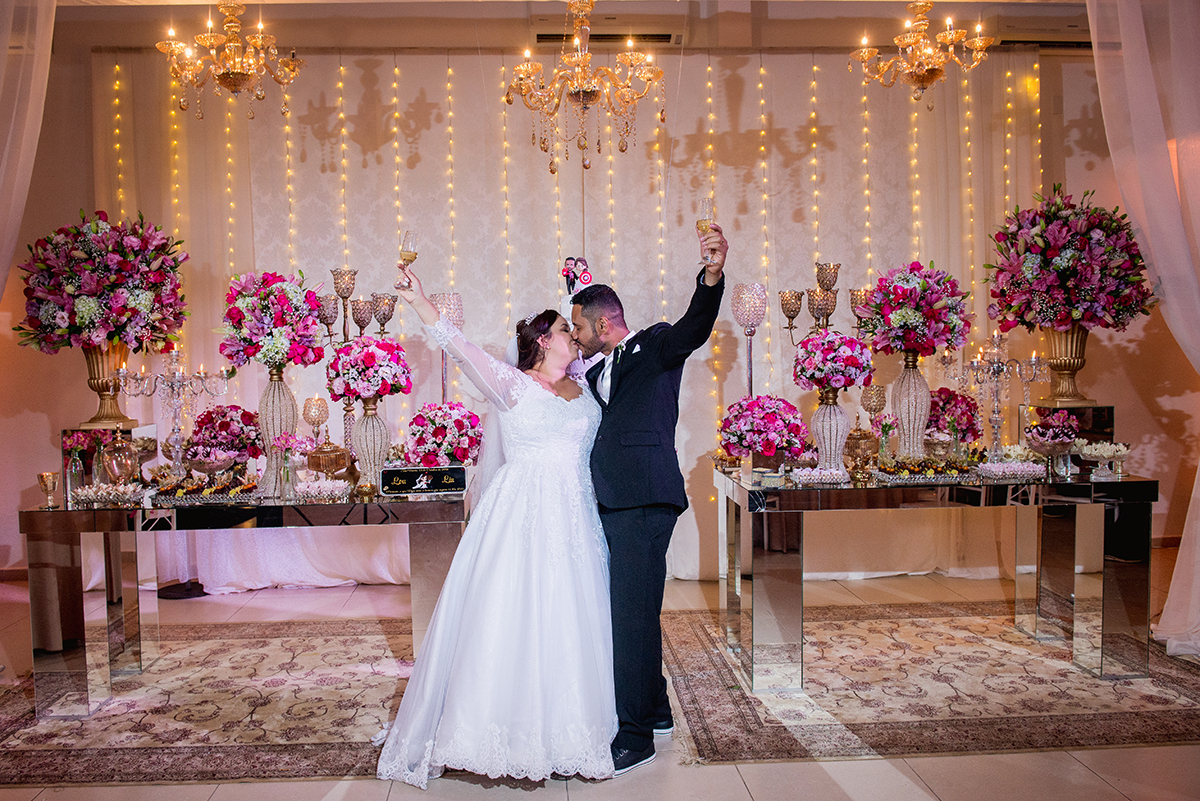 dia da noivo em apartamento, dia da noiva no hotel, noivas de são vicente, noiva de allstar, brinco da noiva, casamento na capela, casamento na capelinha, escola de samba no casamento, salão celebrar, dj beto freire