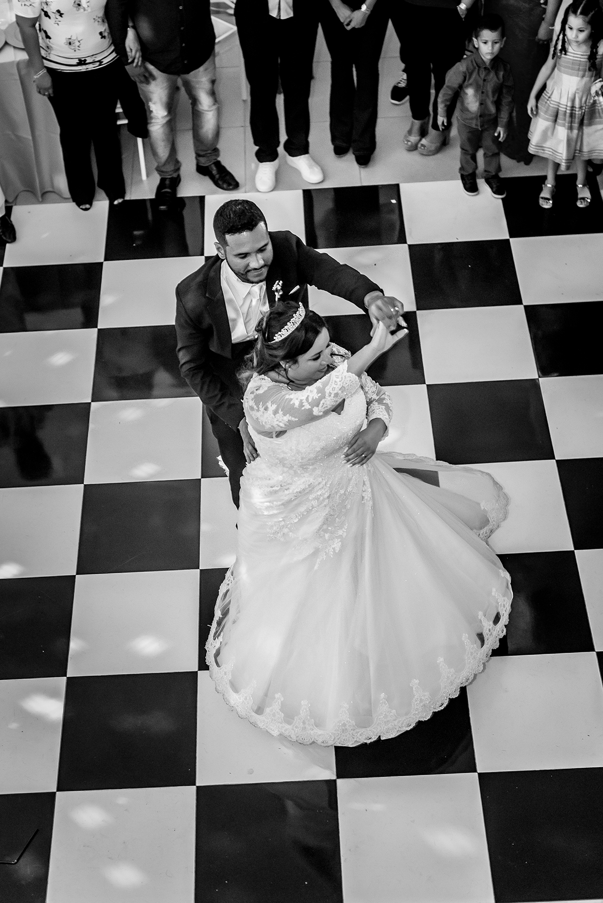 dia da noivo em apartamento, dia da noiva no hotel, noivas de são vicente, noiva de allstar, brinco da noiva, casamento na capela, casamento na capelinha, escola de samba no casamento, salão celebrar, dj beto freire