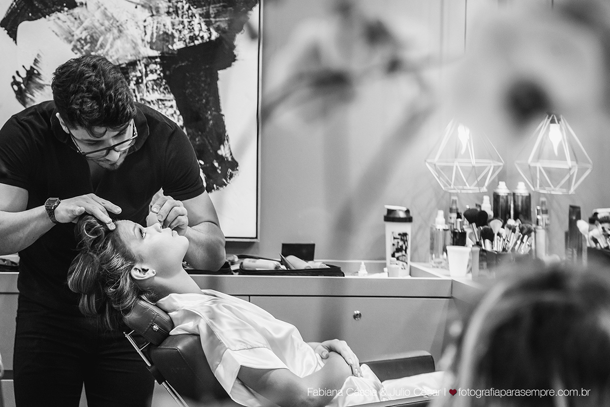 dia da noiva na casa 67, casa 67 santos, casamento na igreja nossa senhora dos navegantes, buffet green house, buque tns pasteis, noiva do raul gama, raul gama makeup, ensaio de noivos na pinacoteca, decoração de casamento, topo de bolo engraçado.