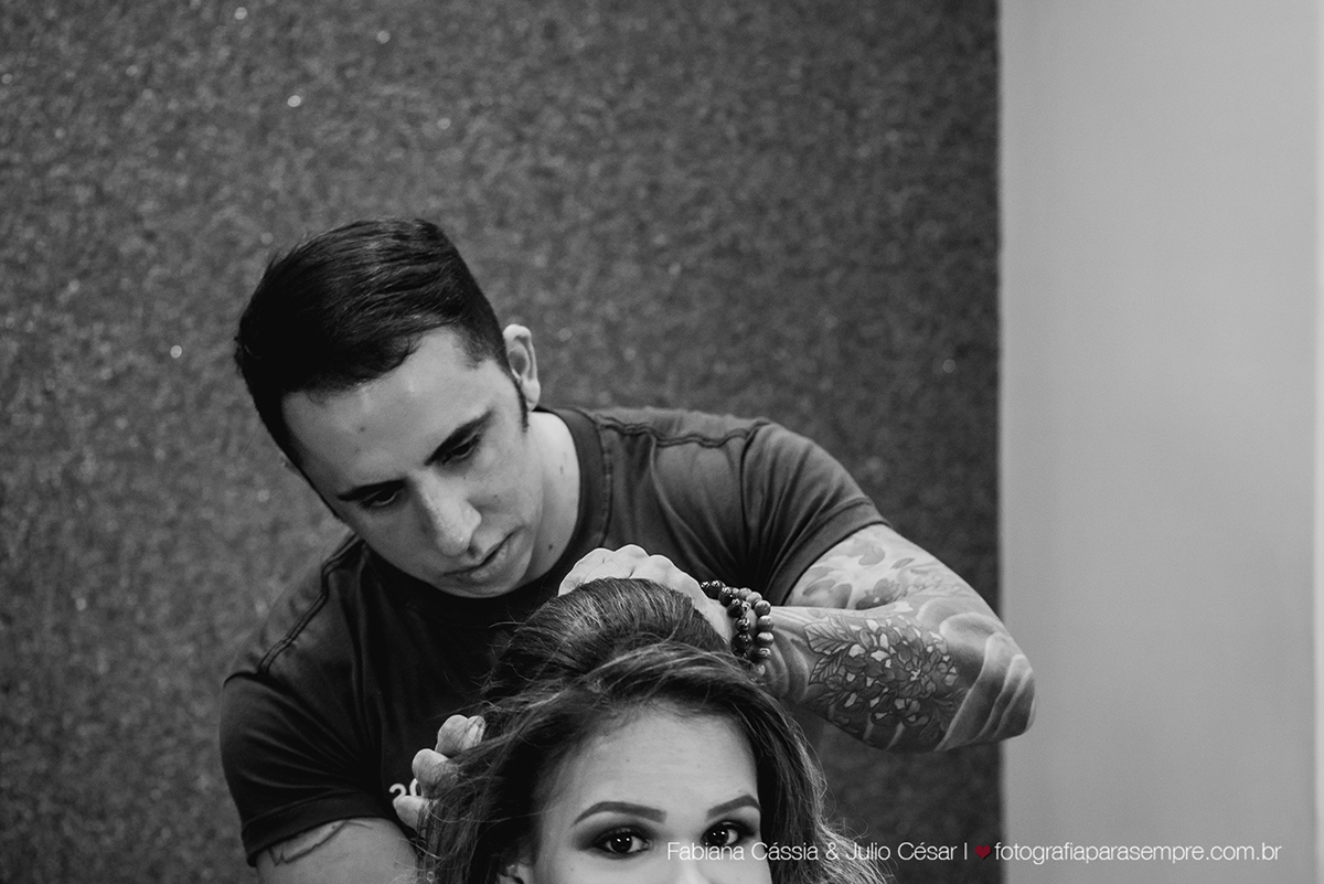 dia da noiva na casa 67, casa 67 santos, casamento na igreja nossa senhora dos navegantes, buffet green house, buque tns pasteis, noiva do raul gama, raul gama makeup, ensaio de noivos na pinacoteca, decoração de casamento, topo de bolo engraçado.