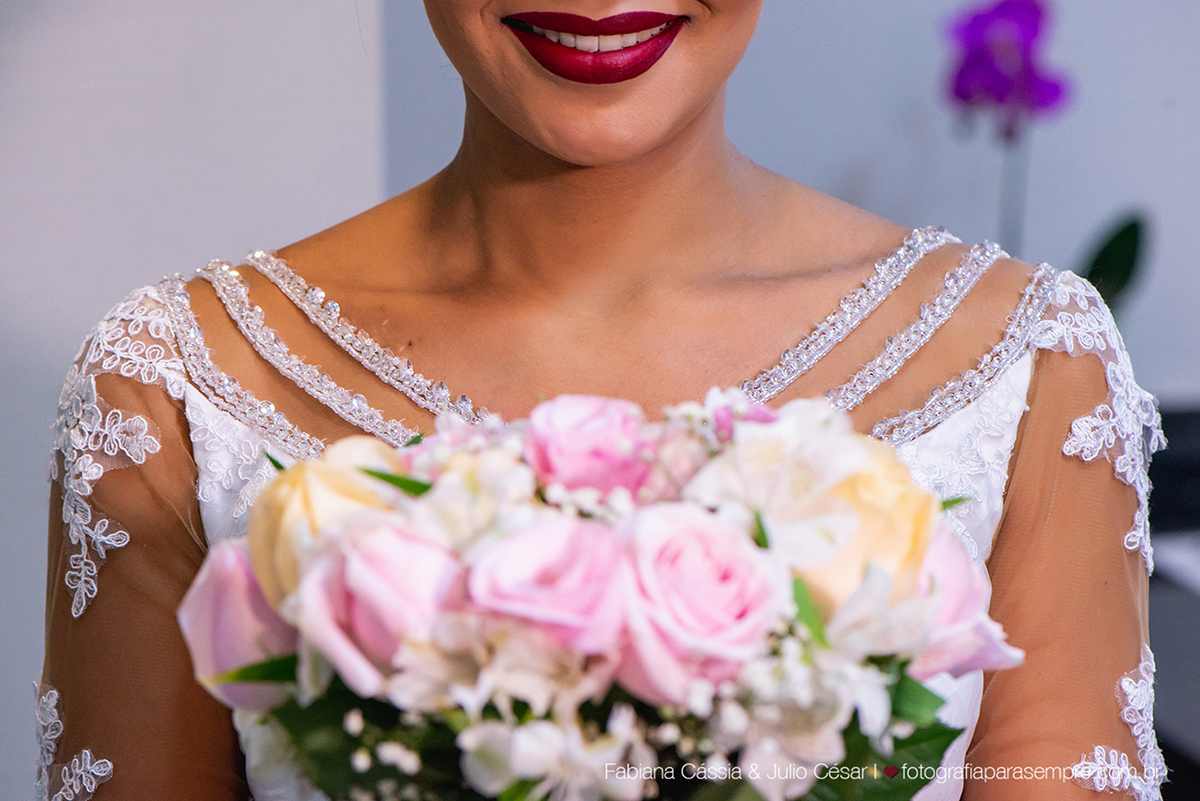 dia da noiva na casa 67, casa 67 santos, casamento na igreja nossa senhora dos navegantes, buffet green house, buque tns pasteis, noiva do raul gama, raul gama makeup, ensaio de noivos na pinacoteca, decoração de casamento, topo de bolo engraçado.