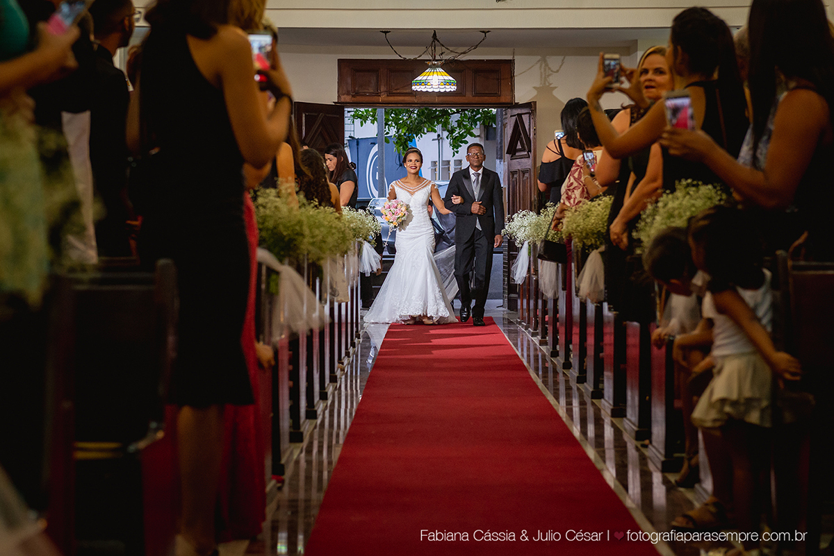 dia da noiva na casa 67, casa 67 santos, casamento na igreja nossa senhora dos navegantes, buffet green house, buque tns pasteis, noiva do raul gama, raul gama makeup, ensaio de noivos na pinacoteca, decoração de casamento, topo de bolo engraçado.