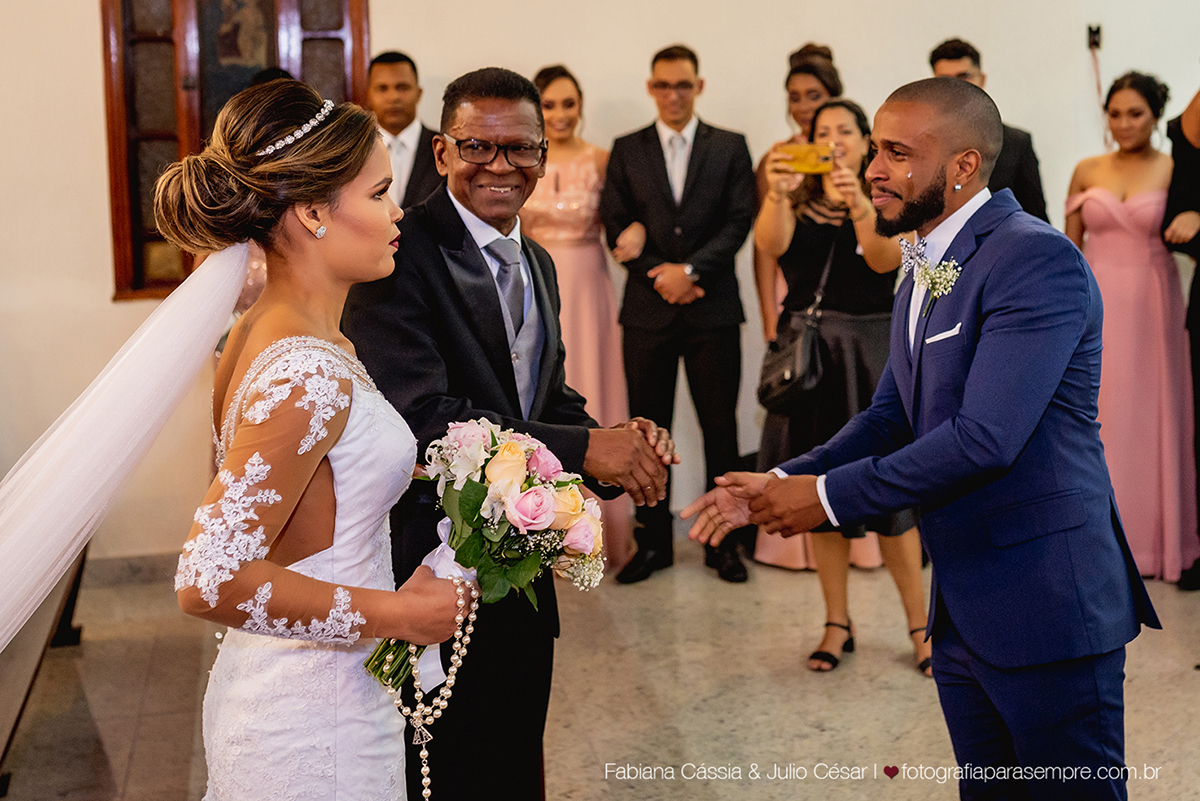 dia da noiva na casa 67, casa 67 santos, casamento na igreja nossa senhora dos navegantes, buffet green house, buque tns pasteis, noiva do raul gama, raul gama makeup, ensaio de noivos na pinacoteca, decoração de casamento, topo de bolo engraçado.