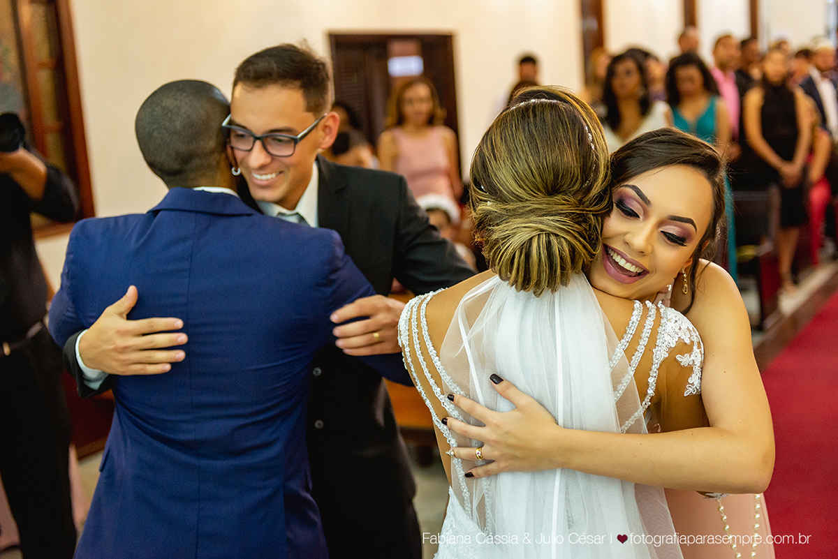 dia da noiva na casa 67, casa 67 santos, casamento na igreja nossa senhora dos navegantes, buffet green house, buque tns pasteis, noiva do raul gama, raul gama makeup, ensaio de noivos na pinacoteca, decoração de casamento, topo de bolo engraçado.
