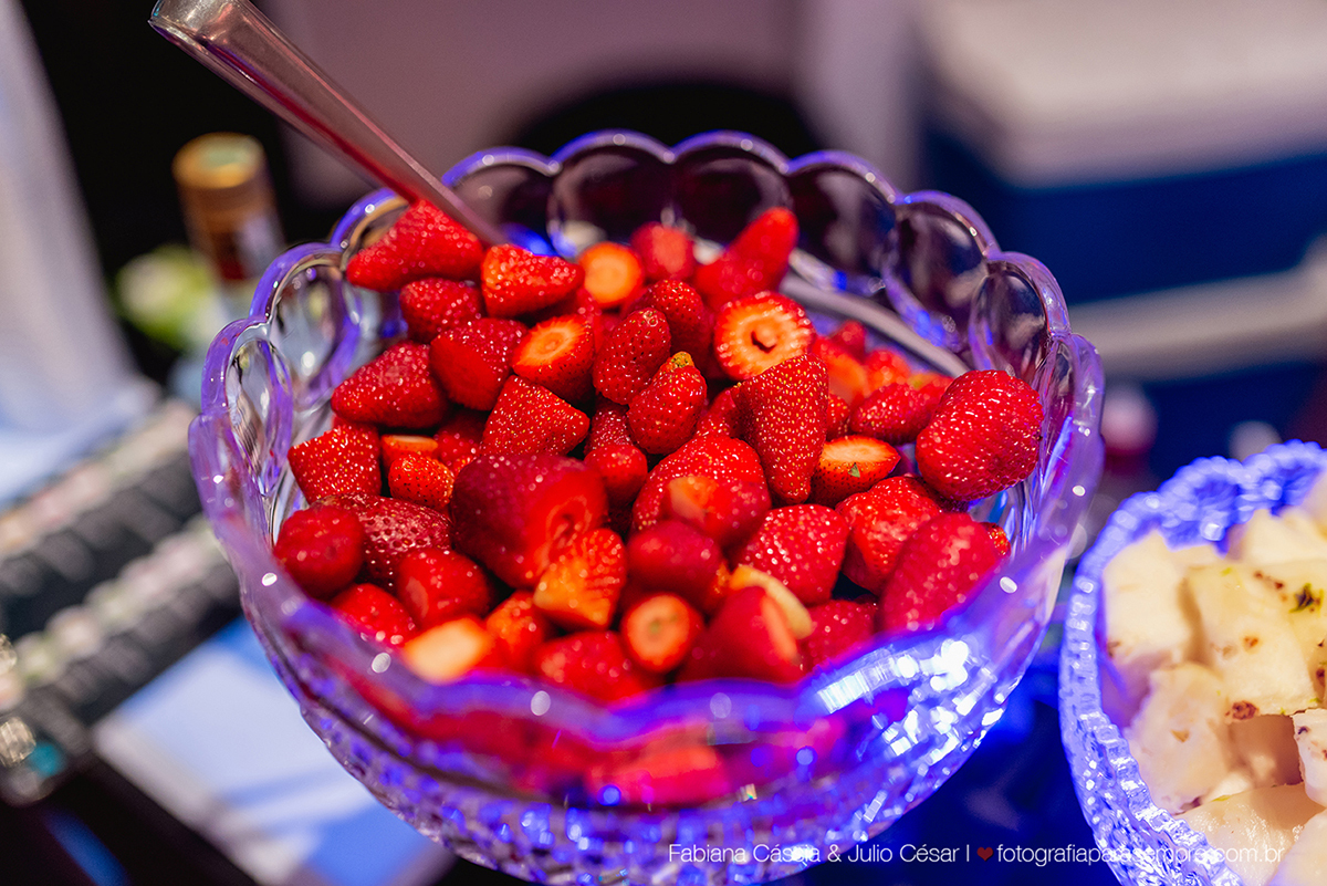 dia da noiva na casa 67, casa 67 santos, casamento na igreja nossa senhora dos navegantes, buffet green house, buque tns pasteis, noiva do raul gama, raul gama makeup, ensaio de noivos na pinacoteca, decoração de casamento, topo de bolo engraçado.