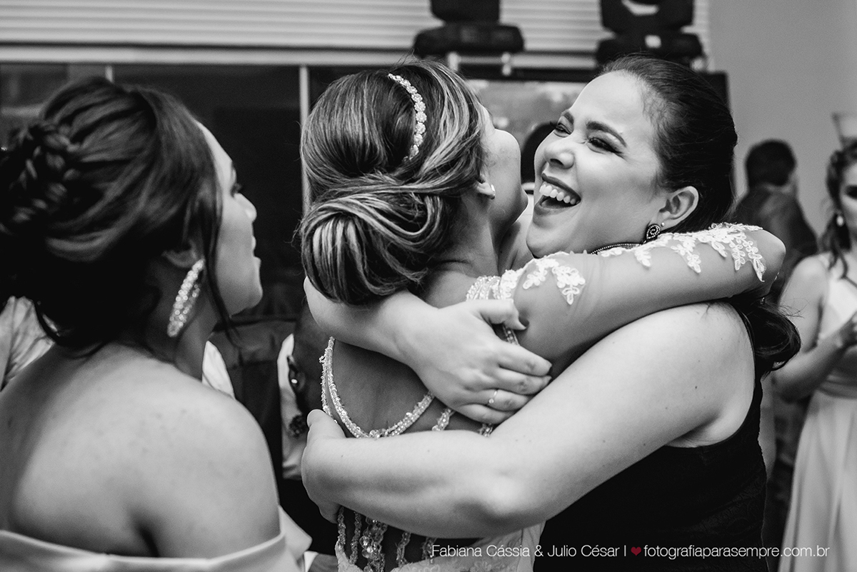 dia da noiva na casa 67, casa 67 santos, casamento na igreja nossa senhora dos navegantes, buffet green house, buque tns pasteis, noiva do raul gama, raul gama makeup, ensaio de noivos na pinacoteca, decoração de casamento, topo de bolo engraçado.