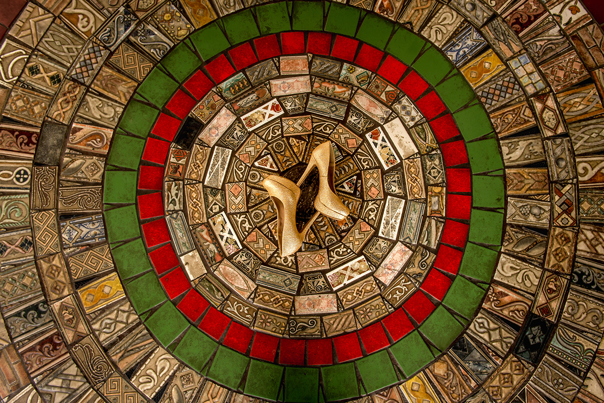 recanto alegro buffet, buque azul, noiva ruiva, dia da noiva gattos coiffeur, chacara do mosteiro, pai da noiva falecido, mãe da noiva olhando a noiva, terço da noiva, terço com foto do pai falecido. 