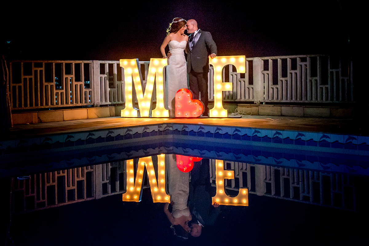 recanto alegro buffet, buque azul, noiva ruiva, dia da noiva gattos coiffeur, chacara do mosteiro, pai da noiva falecido, mãe da noiva olhando a noiva, terço da noiva, terço com foto do pai falecido. 