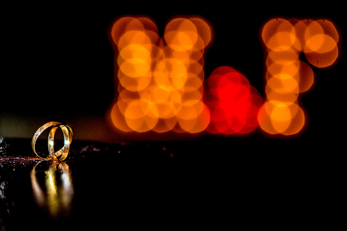 recanto alegro buffet, buque azul, noiva ruiva, dia da noiva gattos coiffeur, chacara do mosteiro, pai da noiva falecido, mãe da noiva olhando a noiva, terço da noiva, terço com foto do pai falecido. 