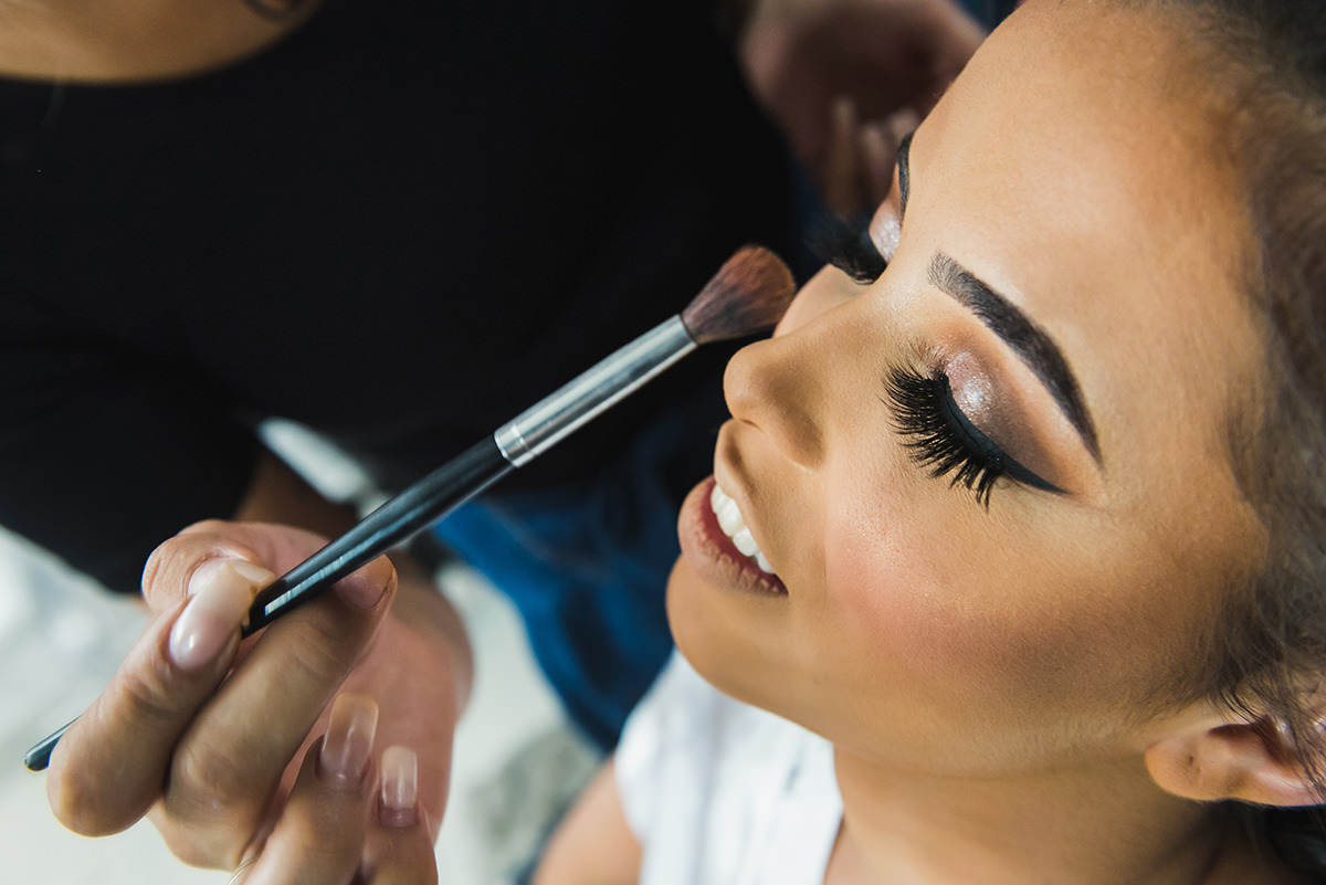 
noiva, vestido de noiva, buque de noiva rosa, buque de noiva vermelho, buque de noiva azul, terno de noivo,terno de noivo azul, terno de noivo preto, terno de noivo vinho, fotojornalismo, os melhores fotografos de casamento, 