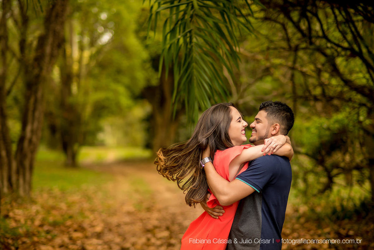 ensaio com cachorro, golden, retriever, ensaio de casal com cachorro, ensaio com golden, jardim botanico de Sao paulo, ensaio no jardim botanico